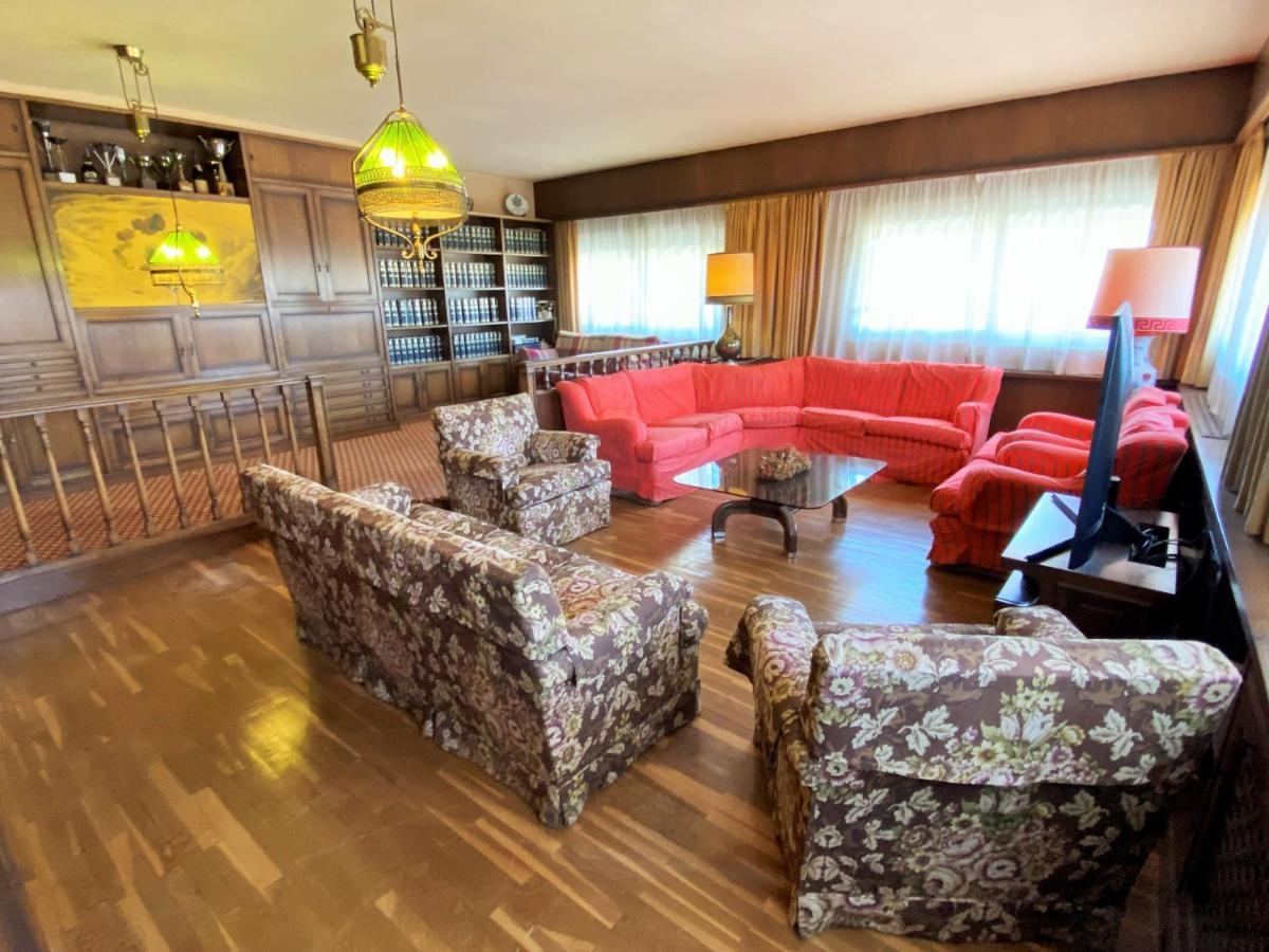 Villa Sitges El Ranch Amaizing Outdoor Areas Beaches At 5 Minutes Walk Sitges At 15 Min Drive Ac Pool Jacuzzi & Garden Xxl กาลาเฟลล์ ภายนอก รูปภาพ